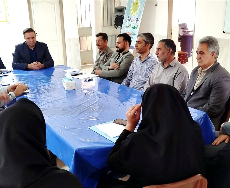 برگزاری نشست صمیمانه رئیس دانشکده علوم پزشکی سیرجان با اعضای شورای بهورزی